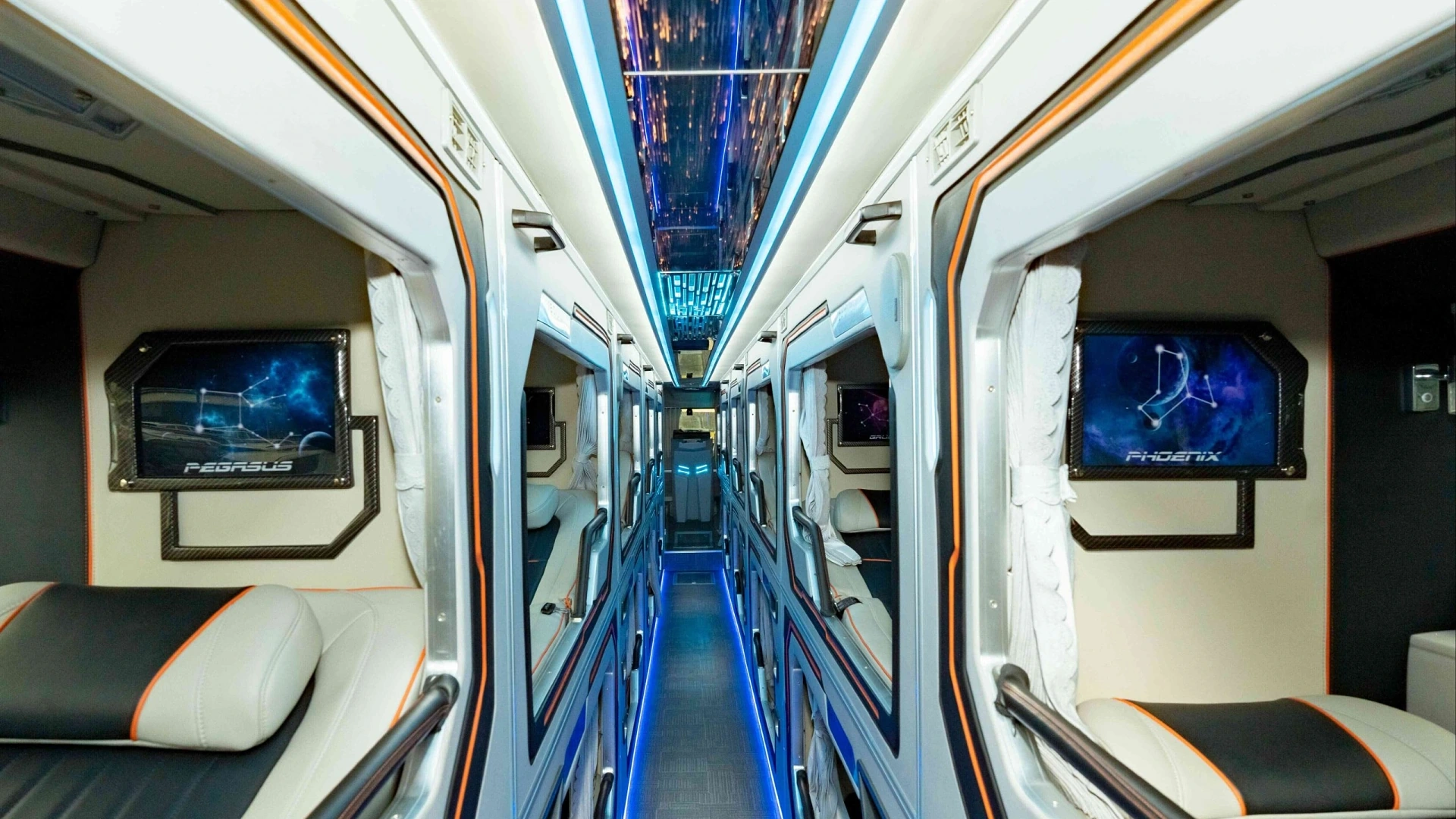 Transfer from Nha Trang to Mui Ne | Limousine
